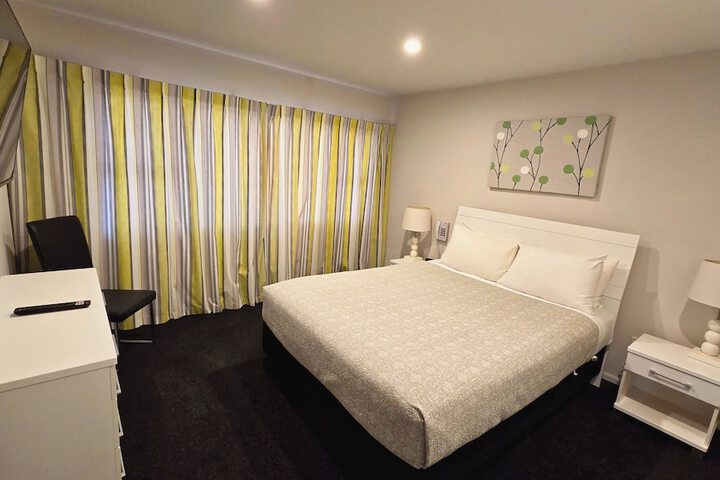 Room 45 of 175
