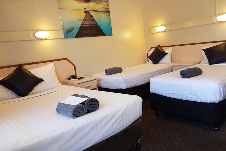 Room 2 of 41
