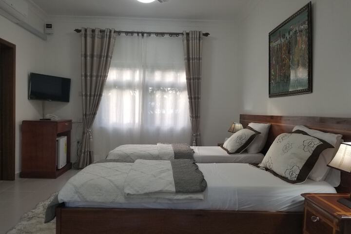Room 6 of 161