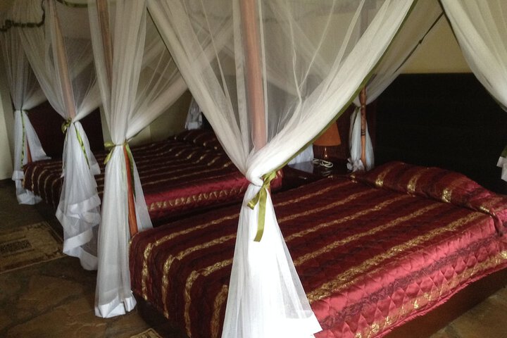 Room 10 of 90