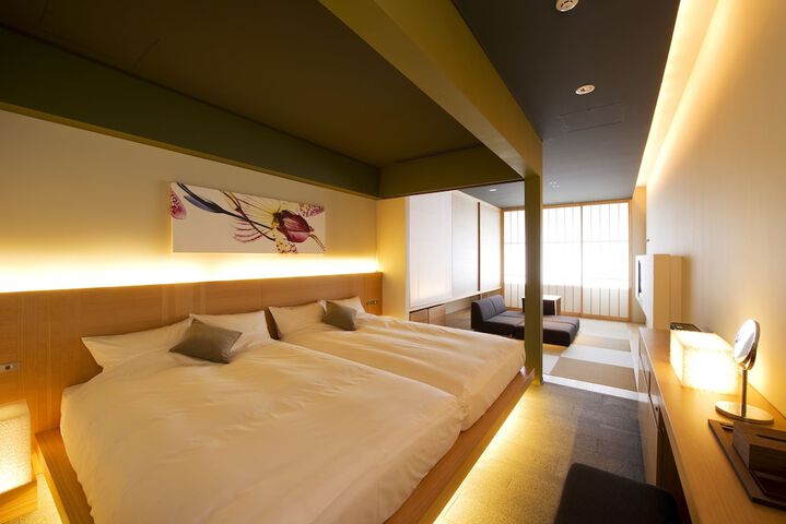 Room 10 of 86