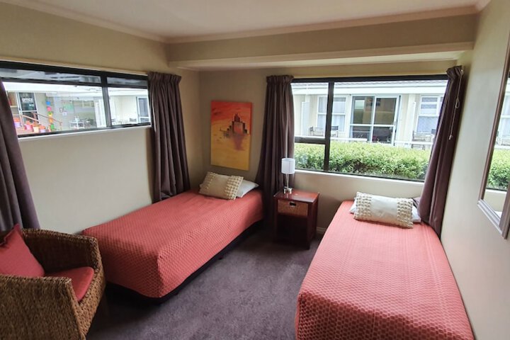 Room 16 of 54