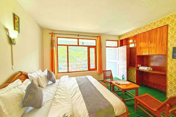 Room 7 of 40