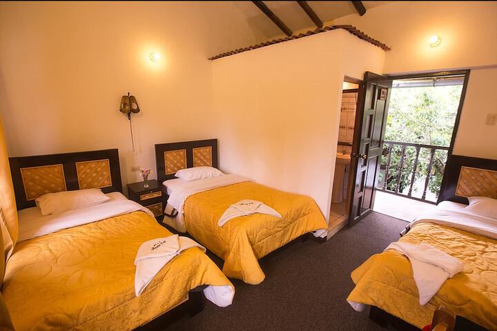 Room 8 of 22
