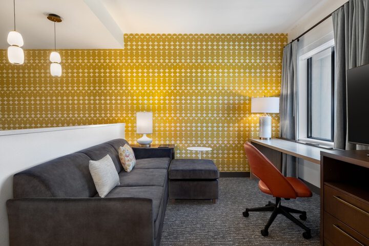 Room 22 of 46