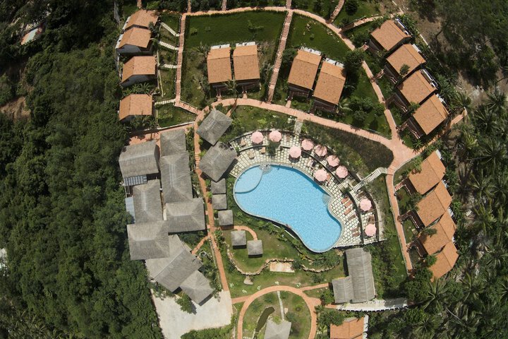 Hotel 138 of 147