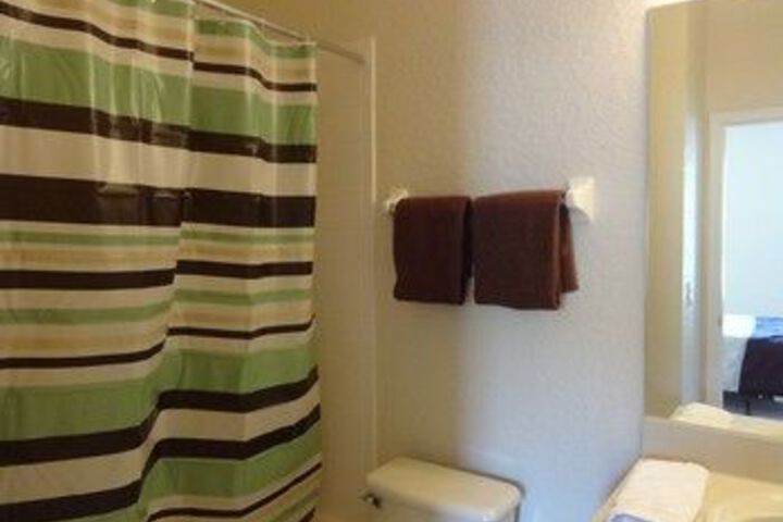 Room 9 of 52