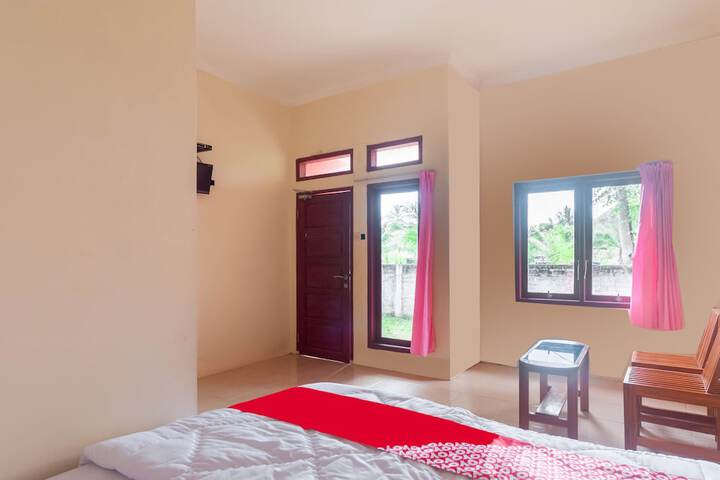 Room 12 of 32