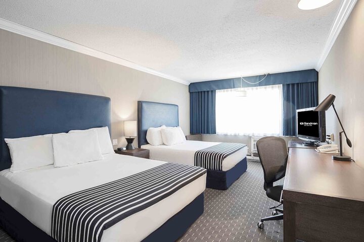 Room 12 of 21