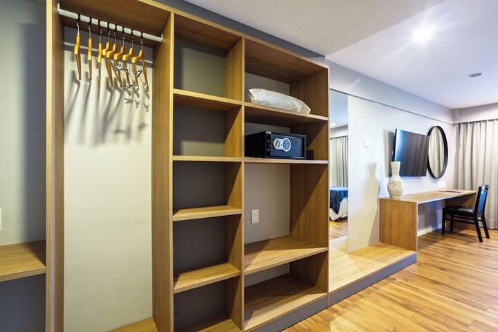 Room 57 of 132