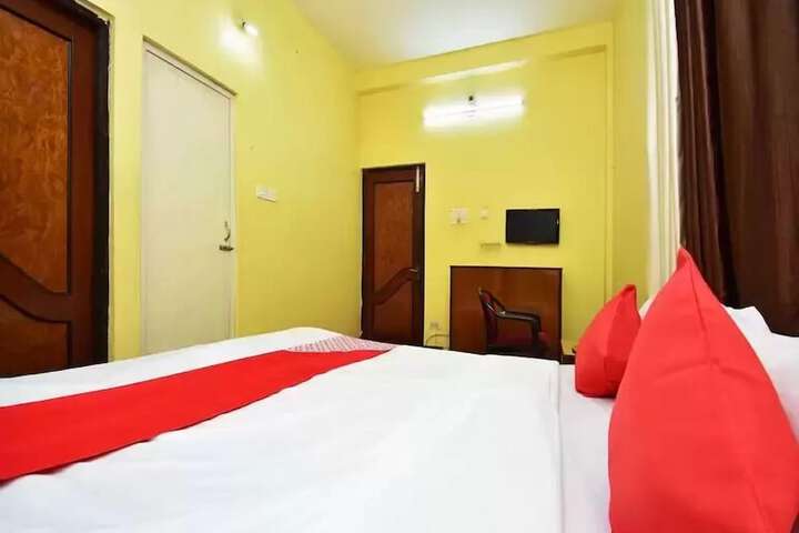 Room 13 of 29