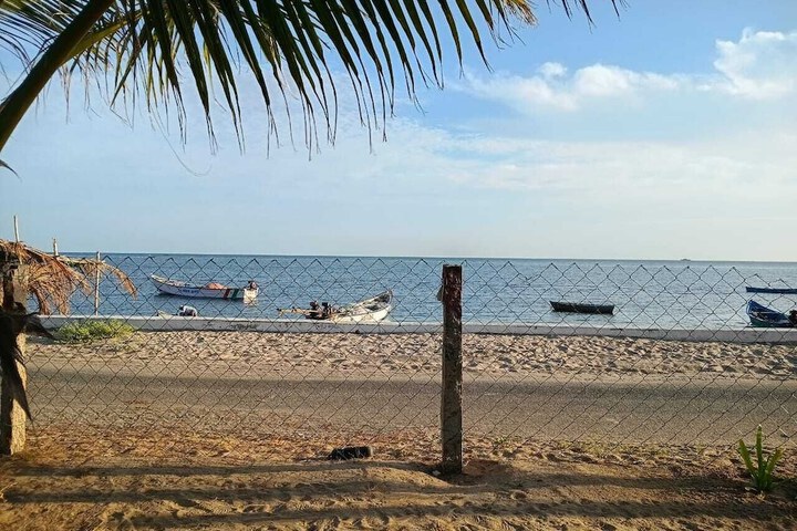 Beach 6 of 7