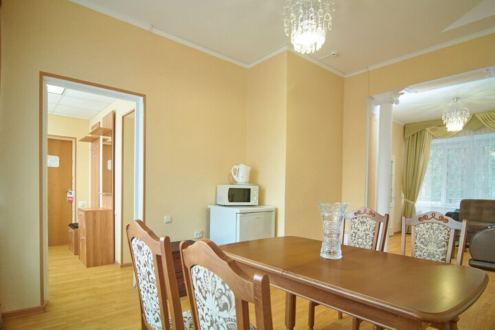 Room 49 of 115