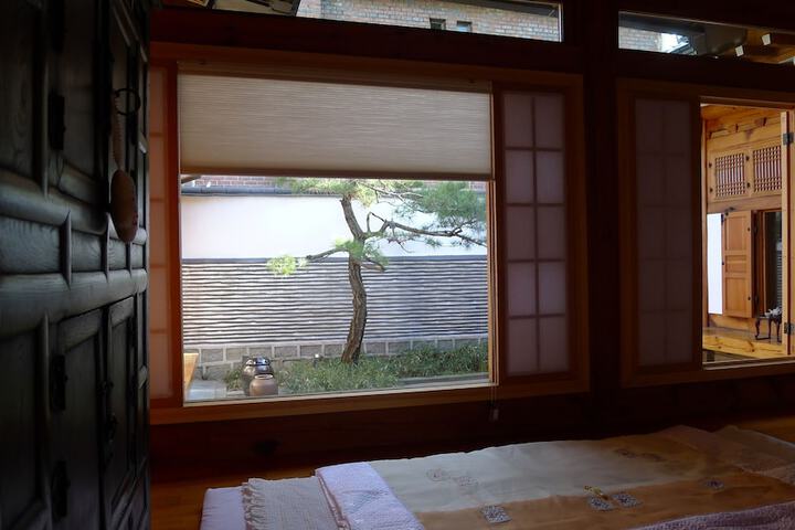 Room 11 of 78