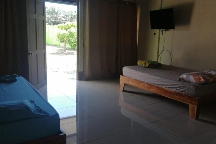 Room 3 of 21