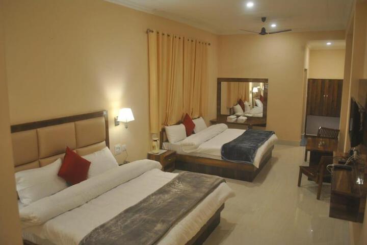 Hotel Agastya Residency