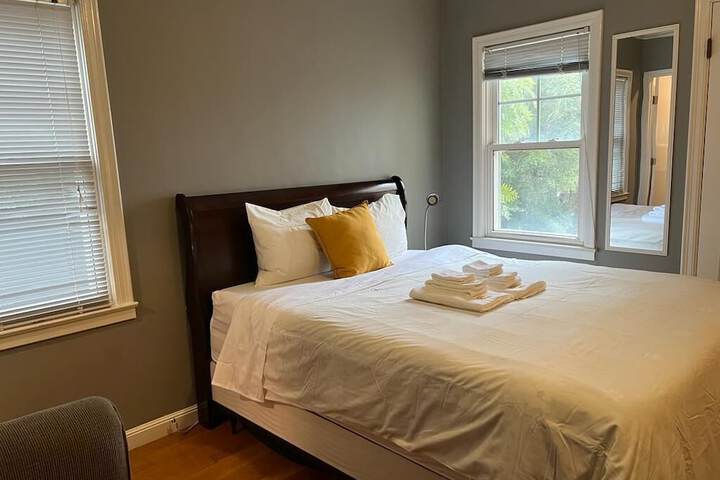Room 7 of 36