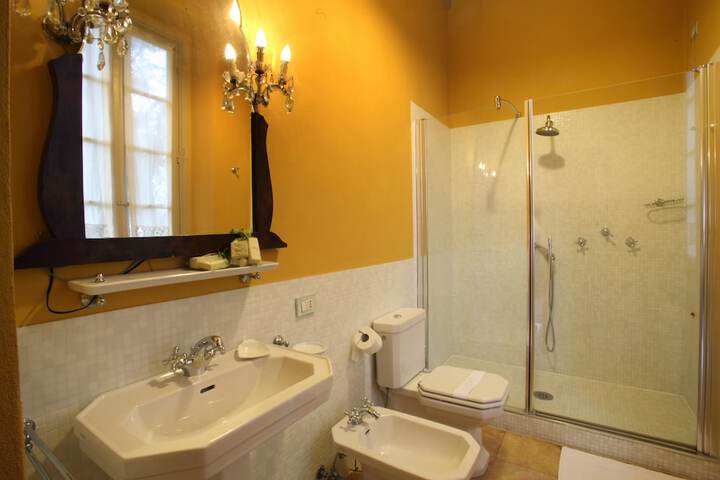 Bathroom Interior Photo