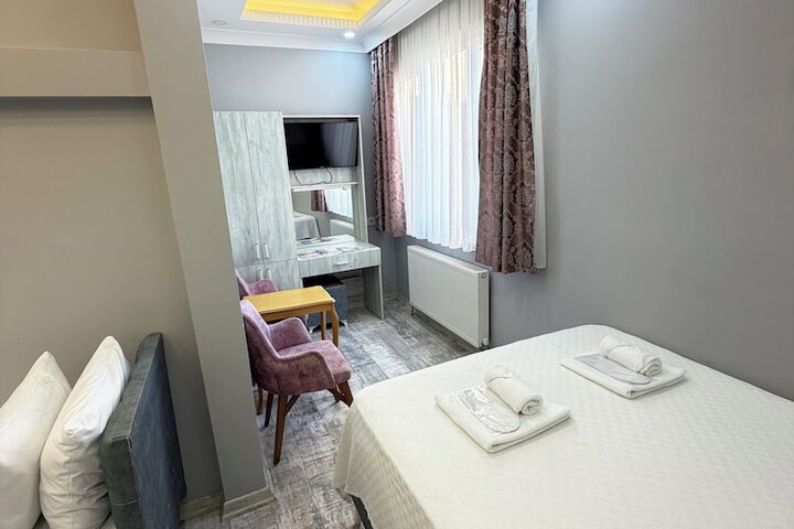 Room 20 of 105