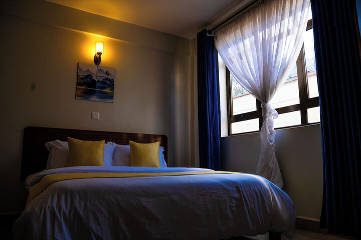 Room 21 of 30