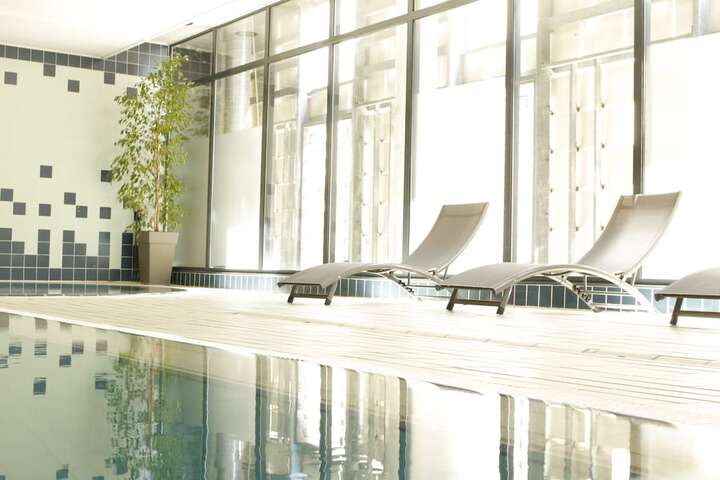 Pool 65 of 105