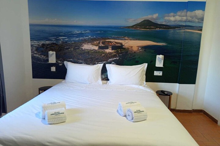 Room 15 of 30