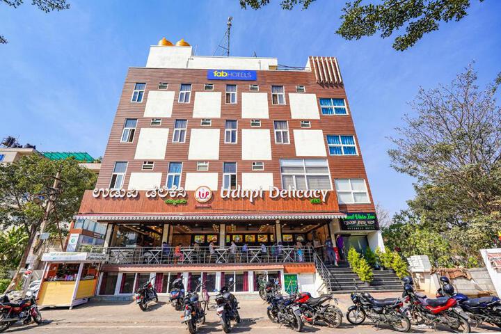 FabHotel Grand Vista Inn - Nr Bhartiya Mall - Mall of Bengaluru