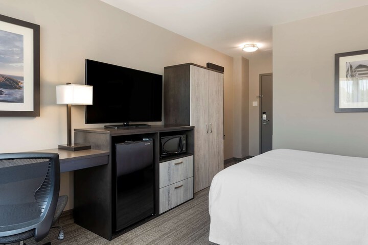 Room 19 of 63