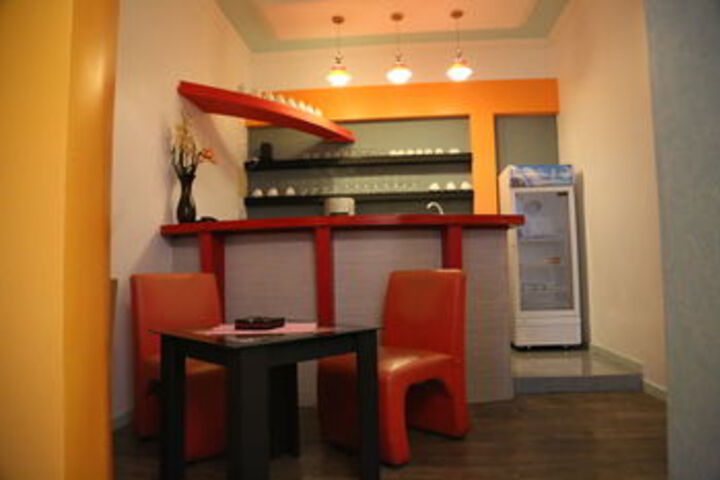 Dining 6 of 33