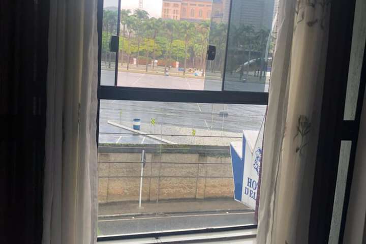 Room 7 of 17