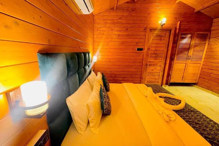 Room 4 of 49