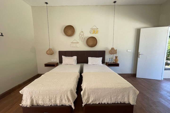 Room 7 of 22