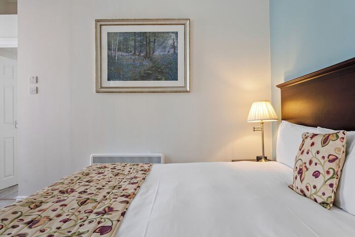 Room 6 of 23