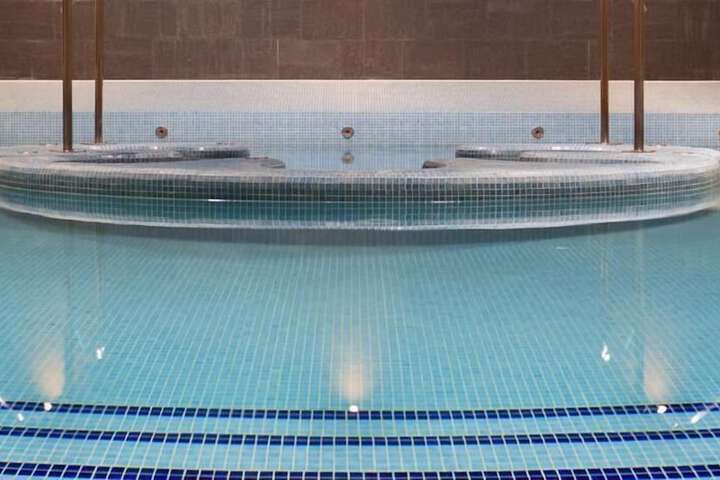 Pool 35 of 51