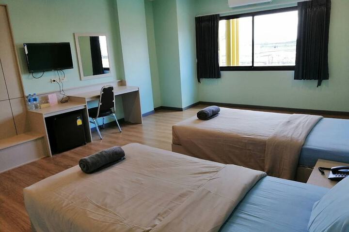 Room 10 of 23