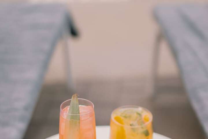Poolside bar