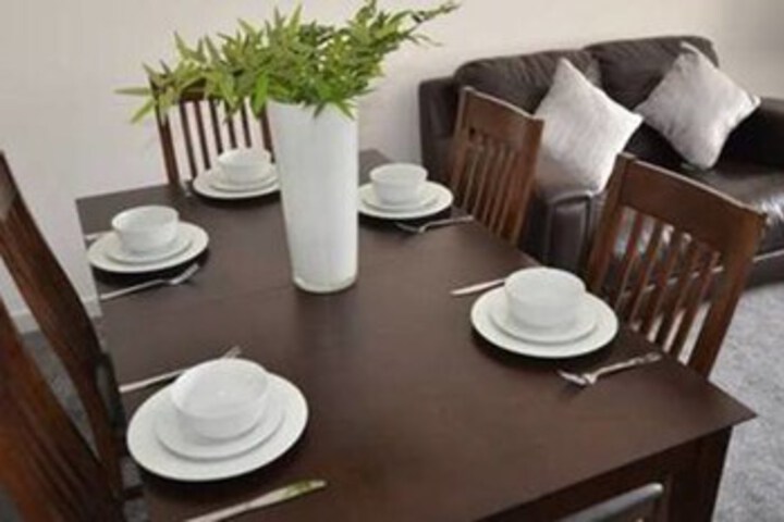 Dining 6 of 11