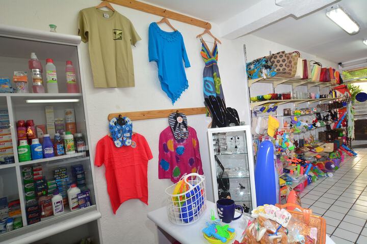 Gift Shop 58 of 72
