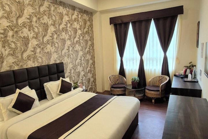 Room 7 of 39