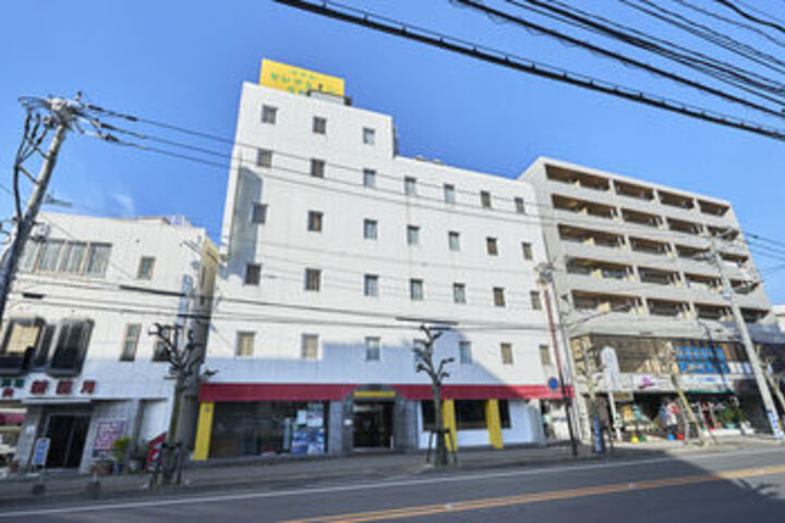Hotel Entry