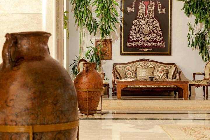 Hotel Lobby