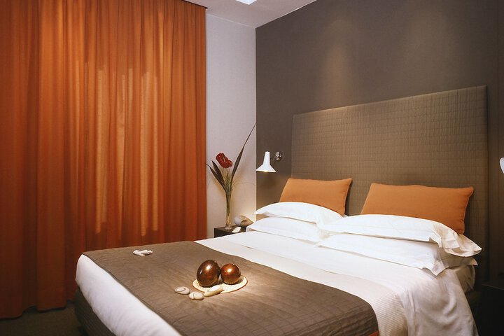 Room 21 of 82