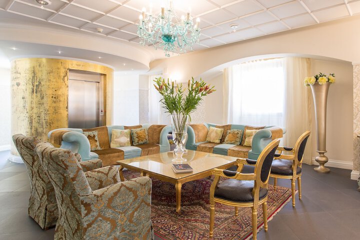 Lobby Entry