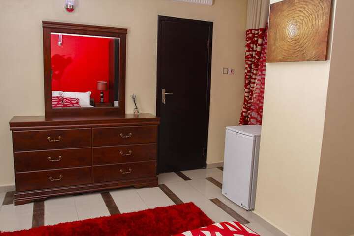 Room 19 of 29