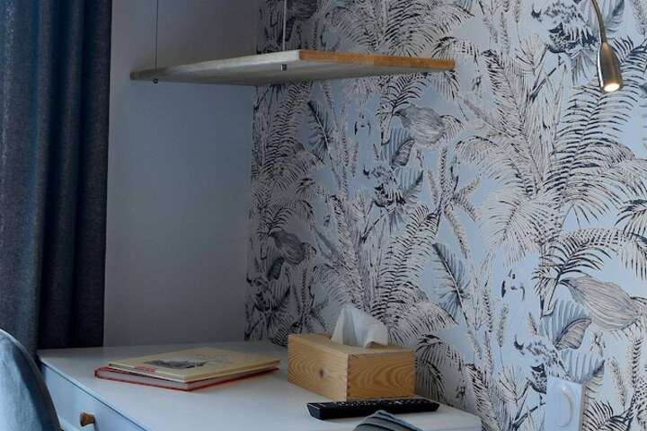 Room 16 of 44