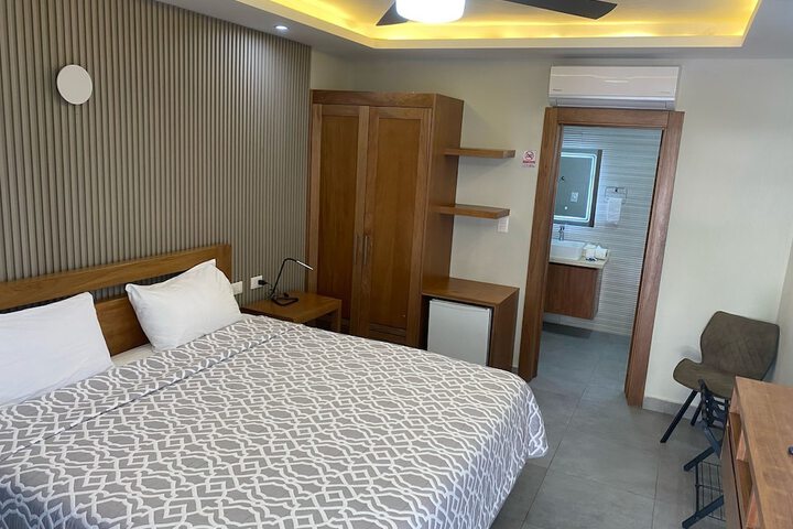 Room 8 of 41