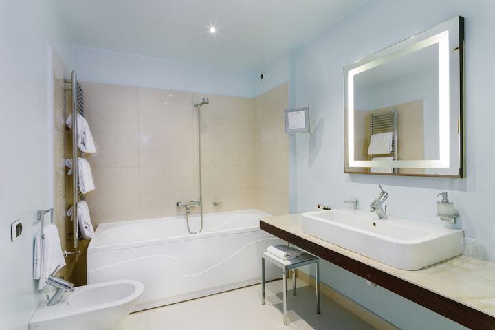 Room 20 of 59