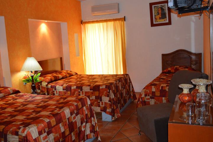 Room 6 of 29