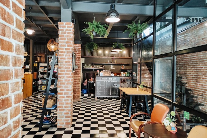 Restaurants