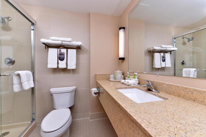Double Accessible (9 of 9)